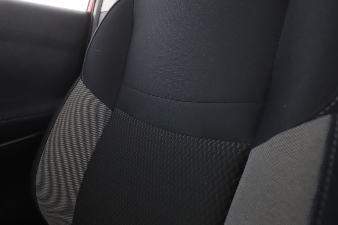 Vehicle Image 35