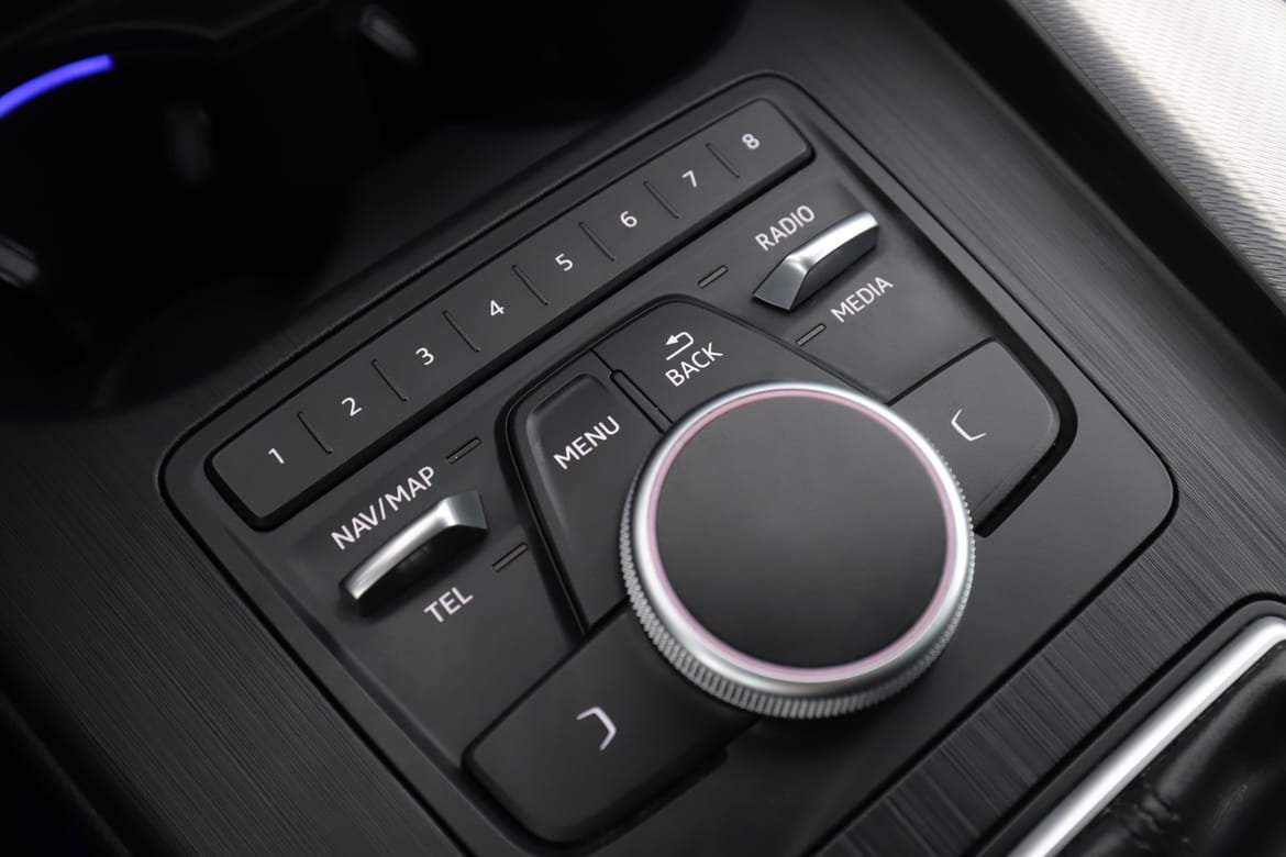 Vehicle Image 27