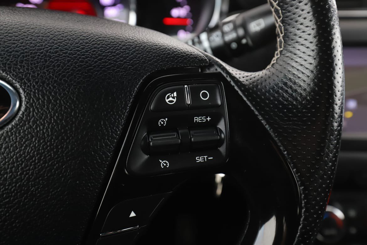 Vehicle Image 30