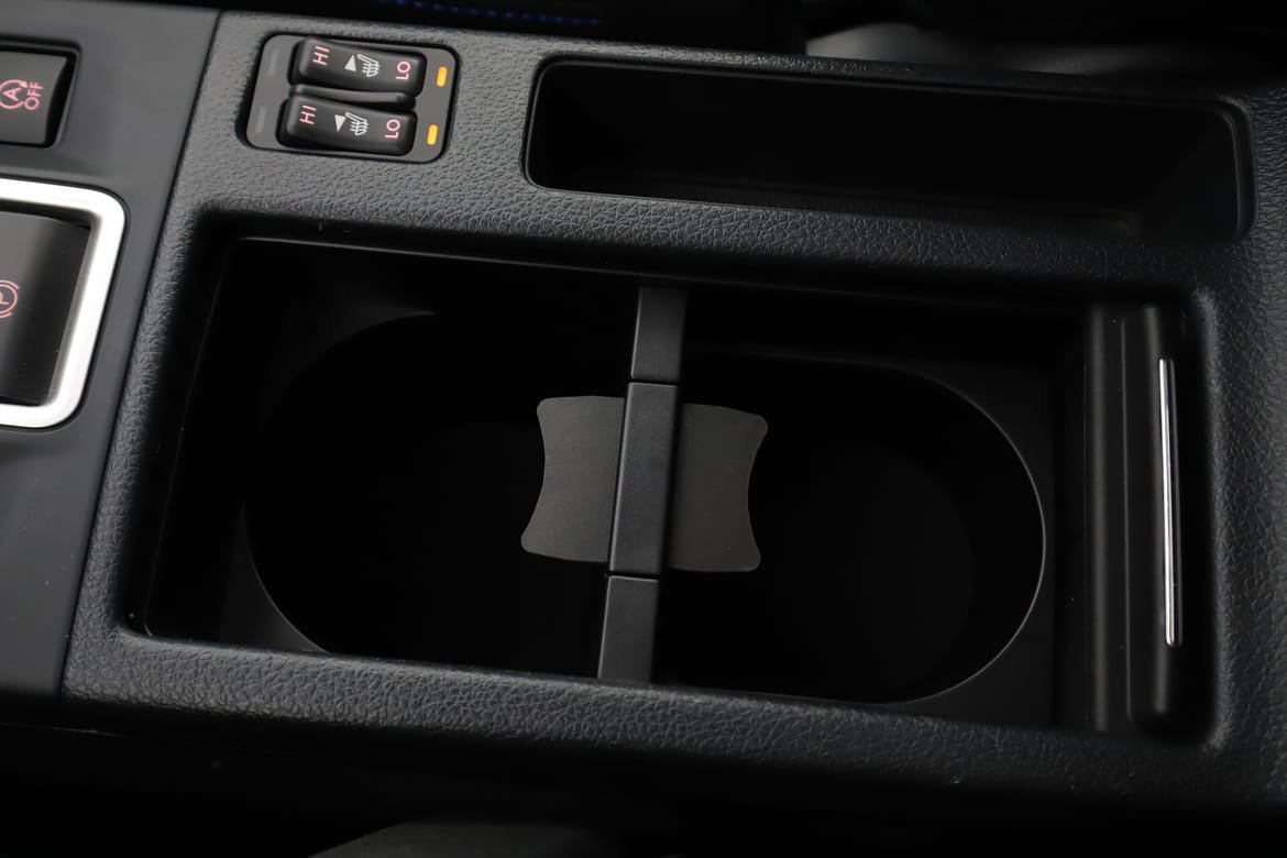 Vehicle Image 32