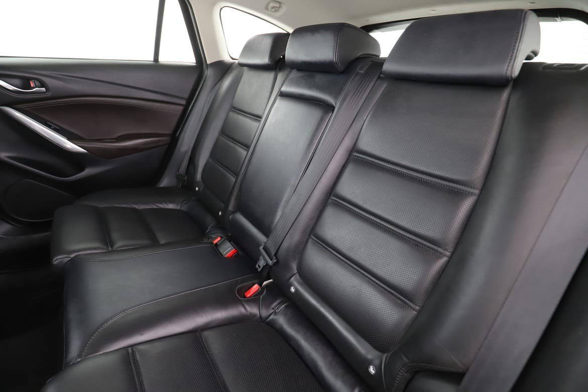 Vehicle Image 14