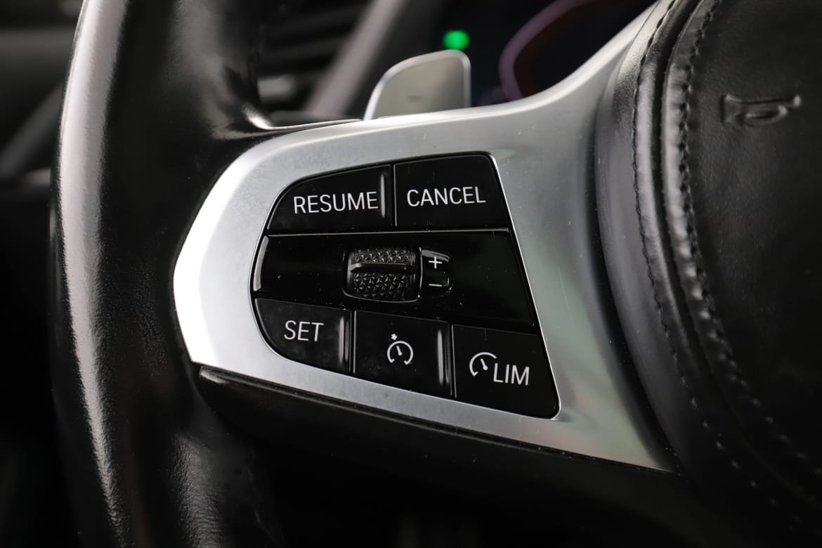 Vehicle Image 38