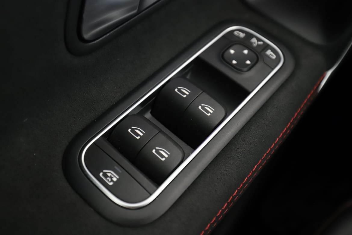Vehicle Image 33