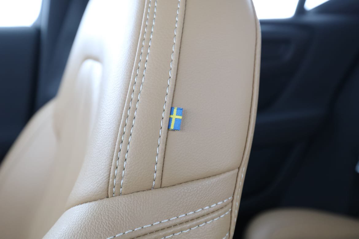 Vehicle Image 37