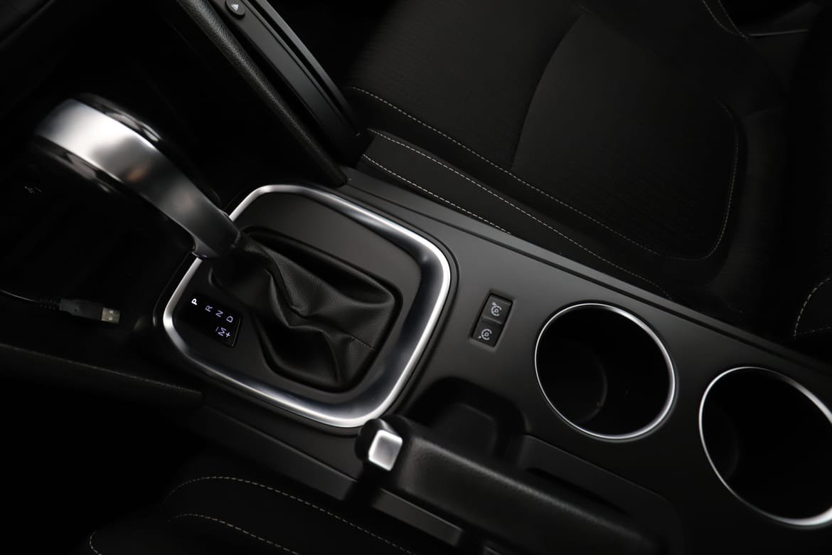 Vehicle Image 25
