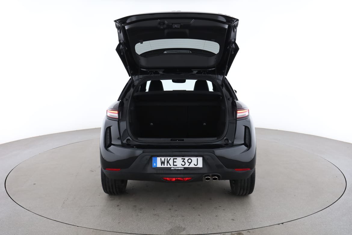 Vehicle Image 17