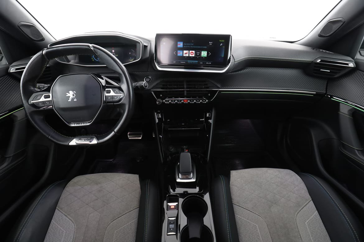 Vehicle Image 13