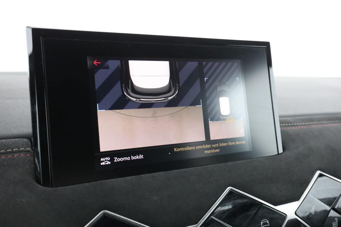 Vehicle Image 23