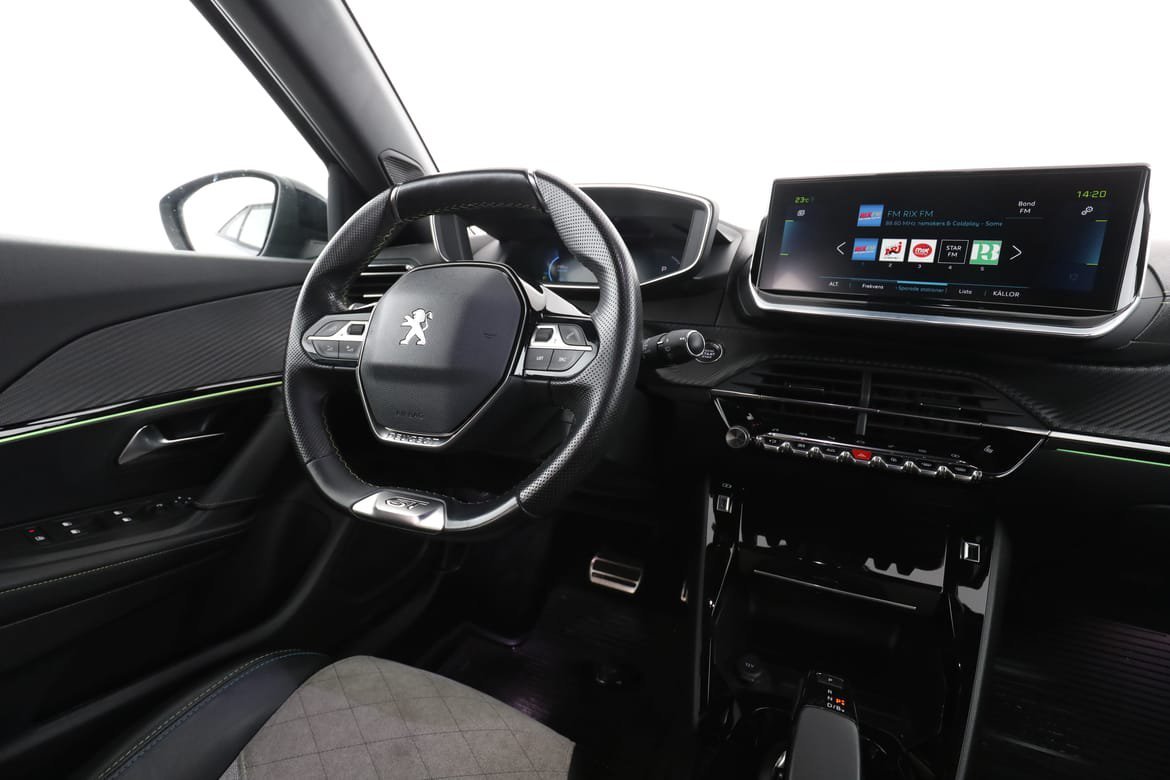 Vehicle Image 14