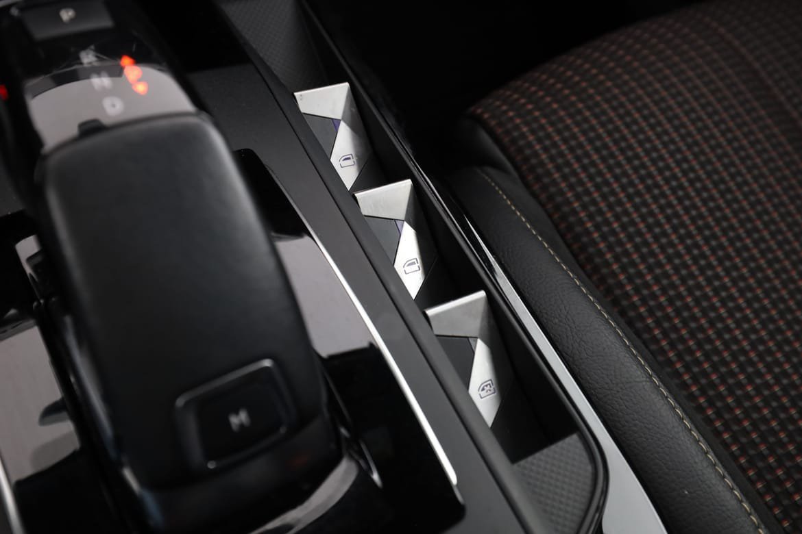 Vehicle Image 30