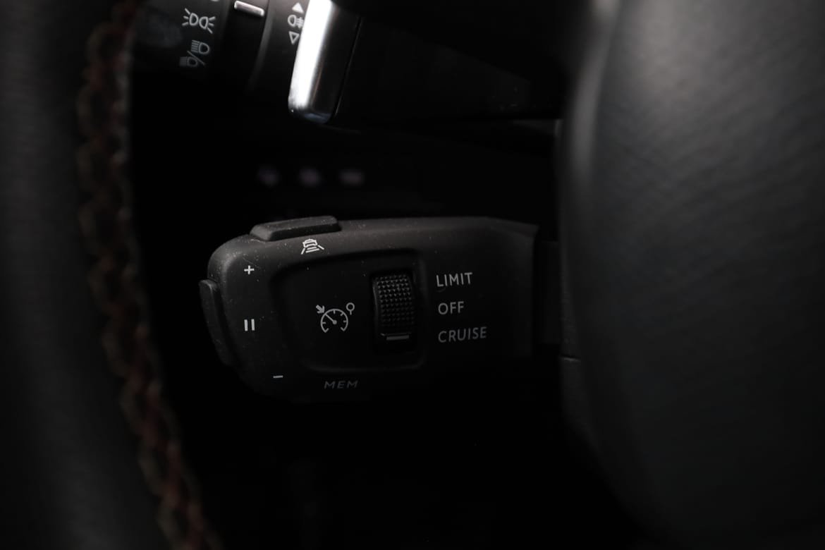Vehicle Image 38