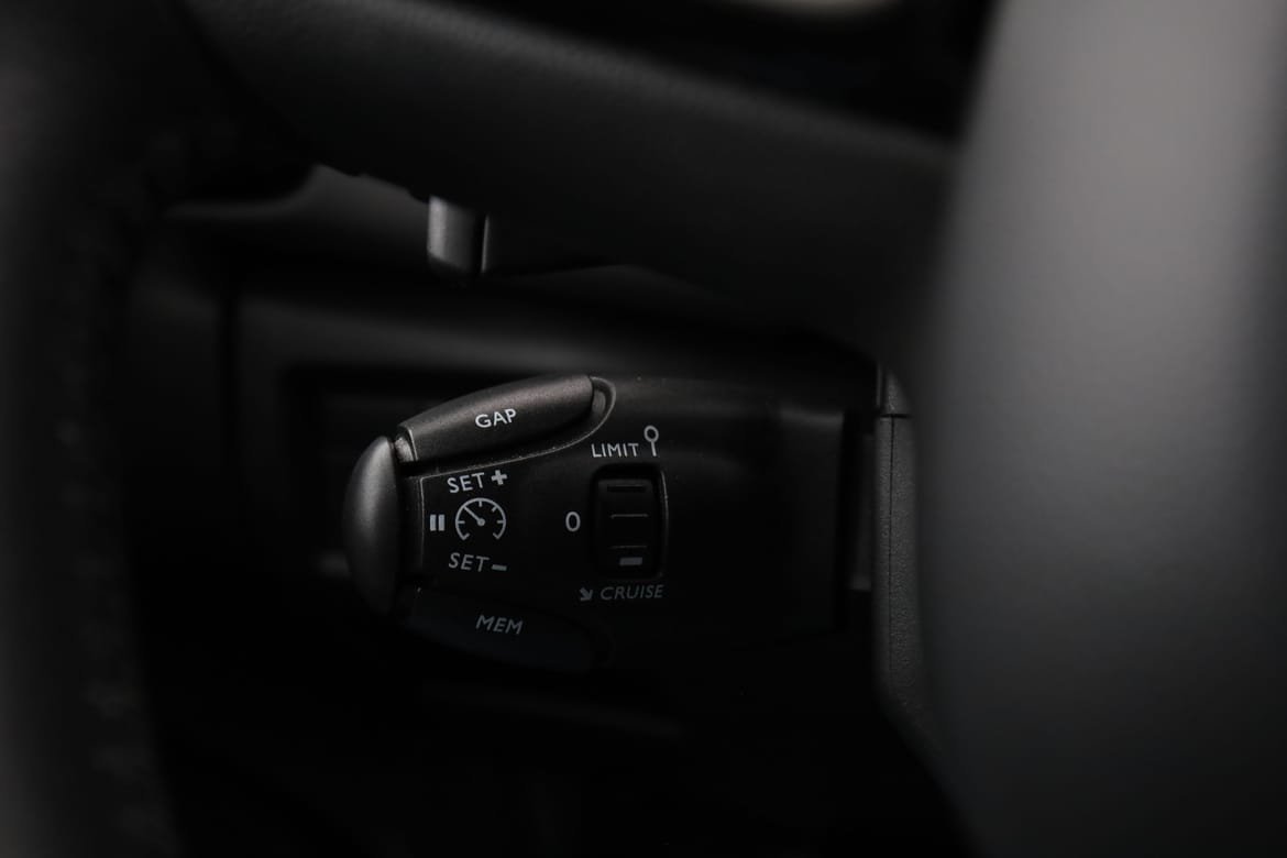Vehicle Image 36