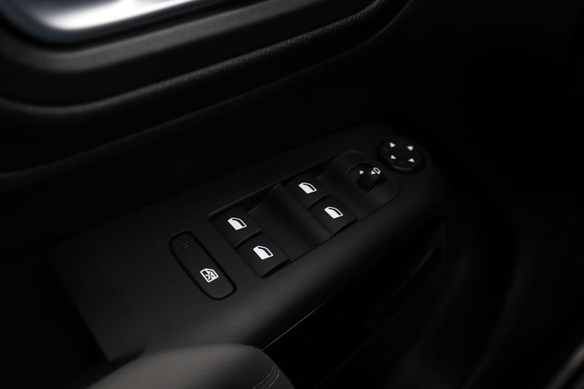 Vehicle Image 38
