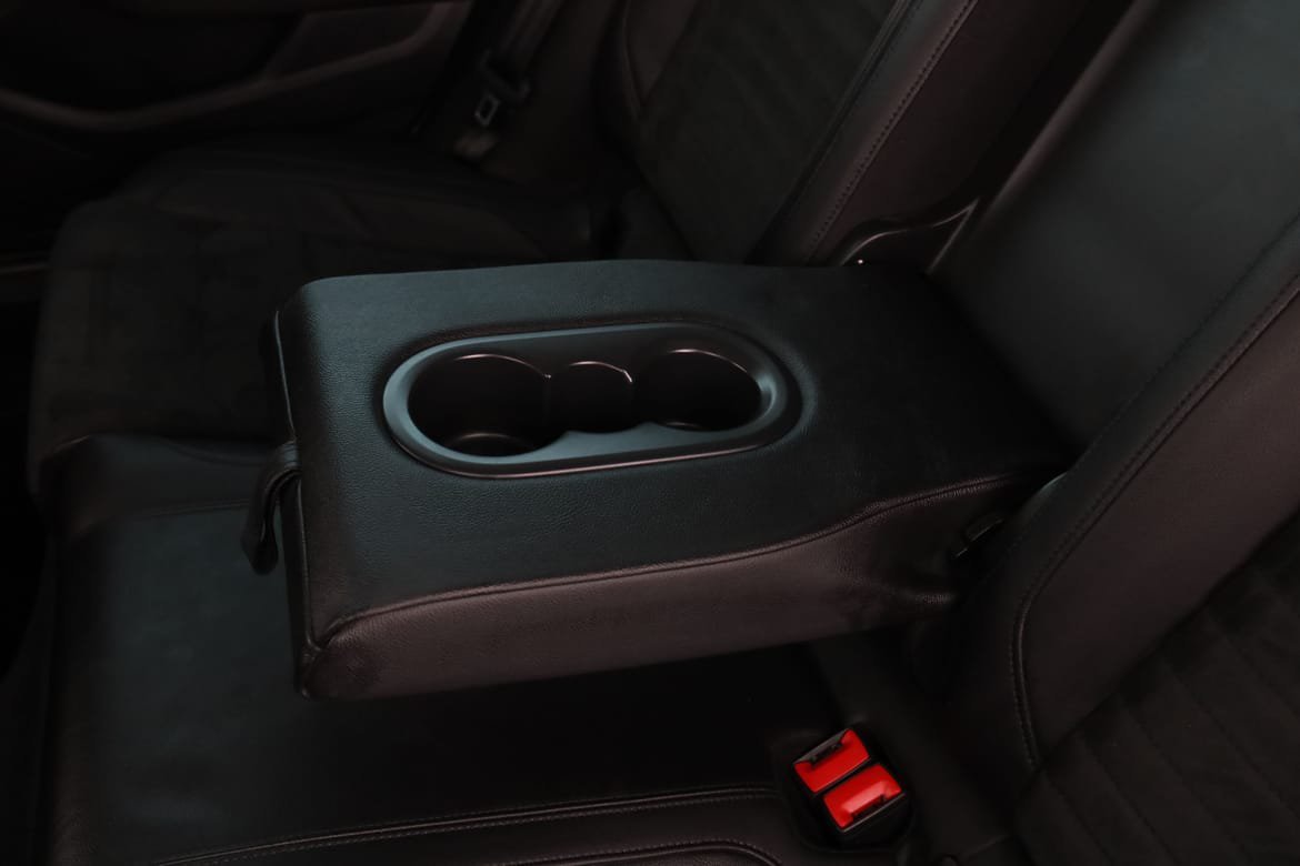 Vehicle Image 38