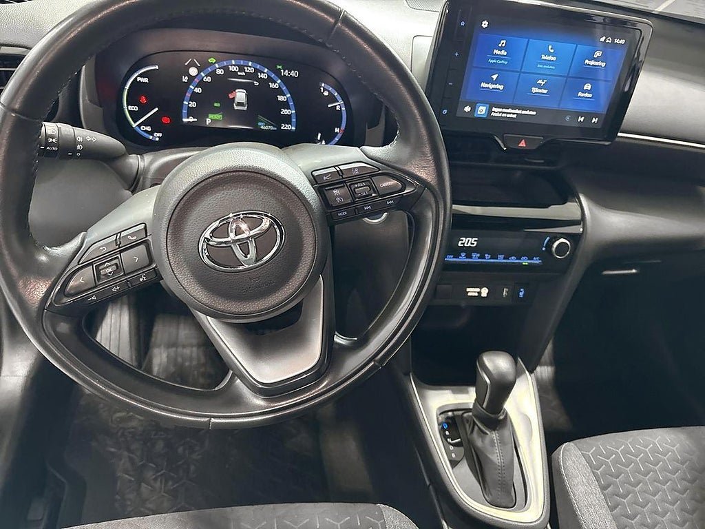 Vehicle Image 12