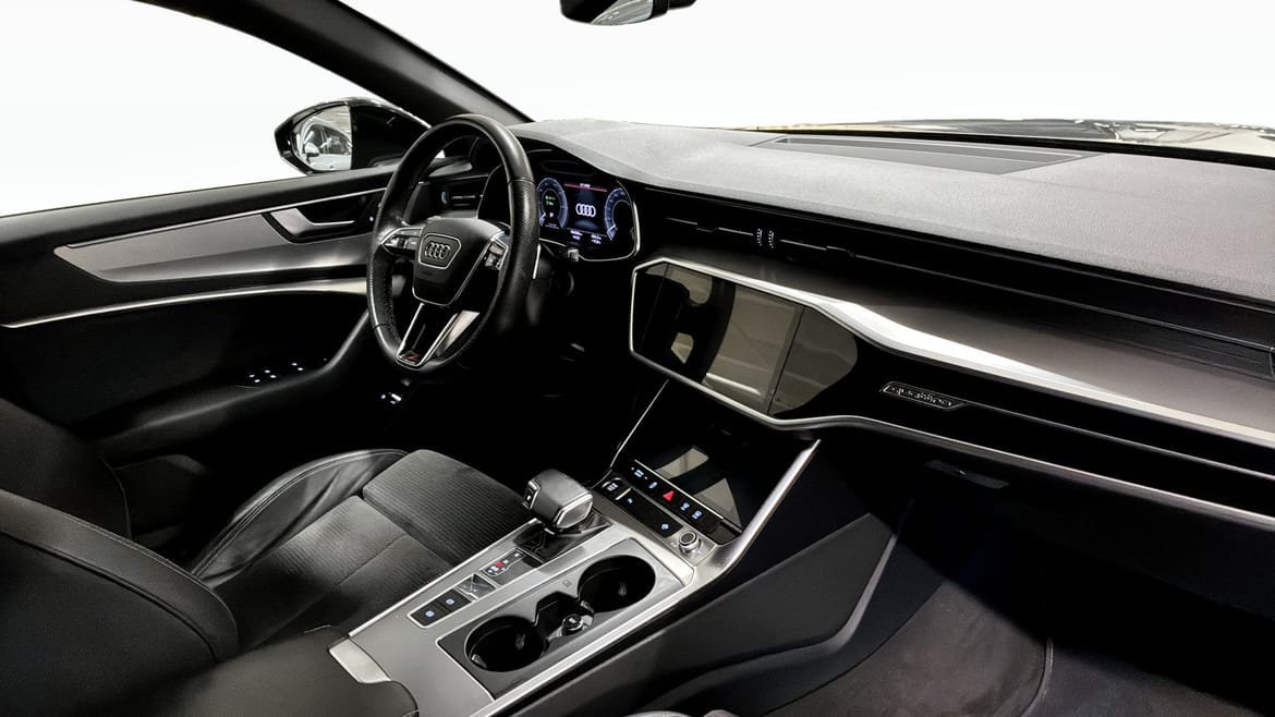 Vehicle Image 11