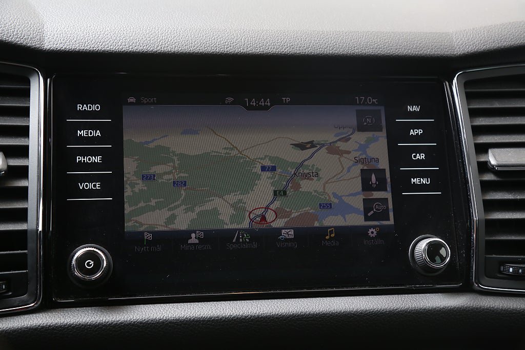 Vehicle Image 23
