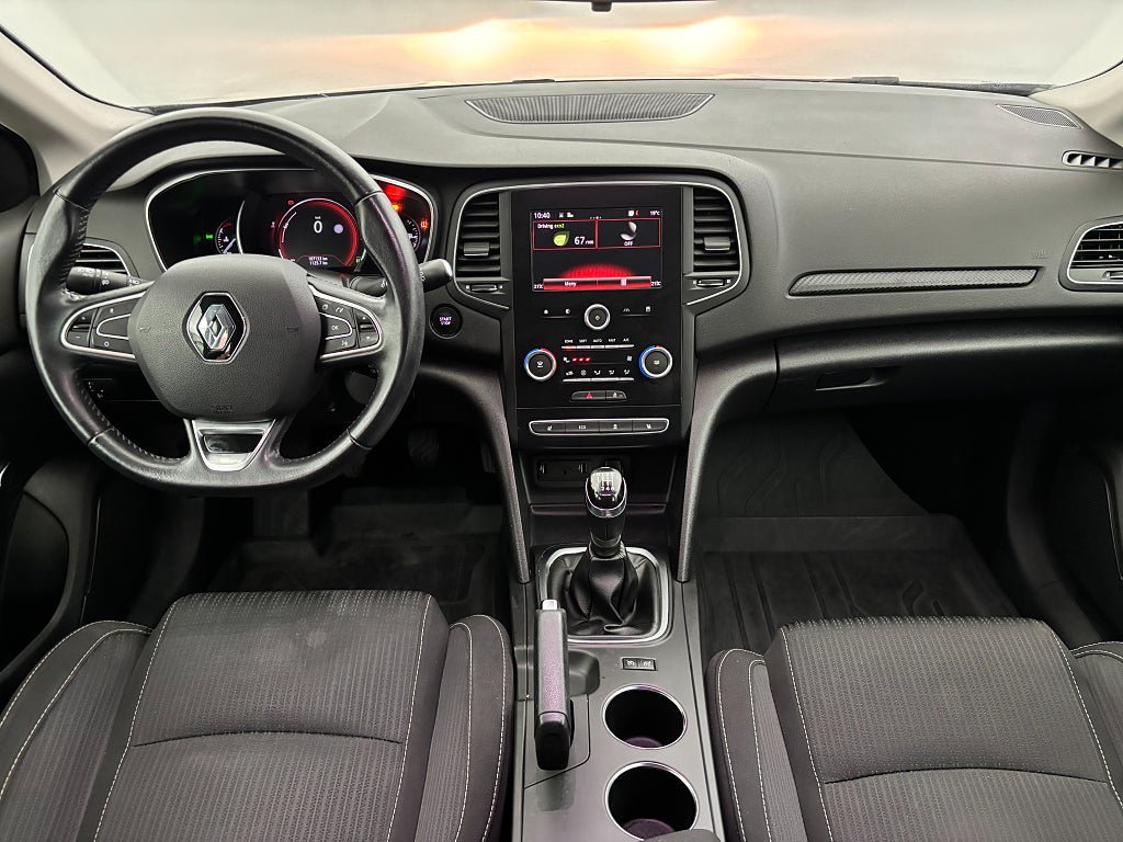 Vehicle Image 18