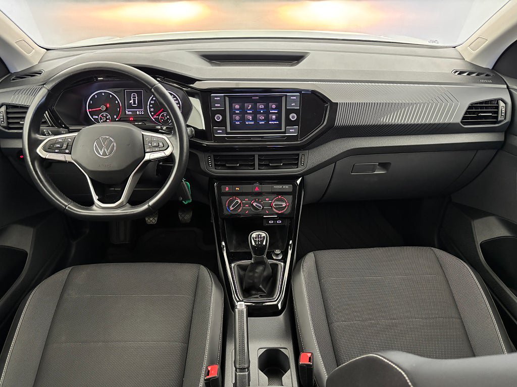 Vehicle Image 18
