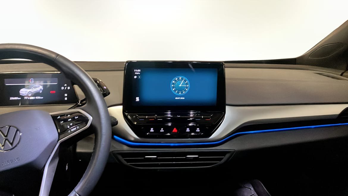 Vehicle Image 9