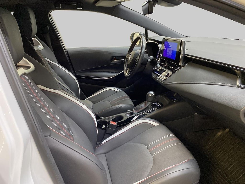 Vehicle Image 10
