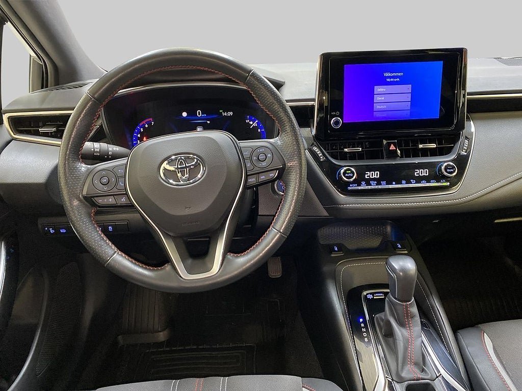 Vehicle Image 12