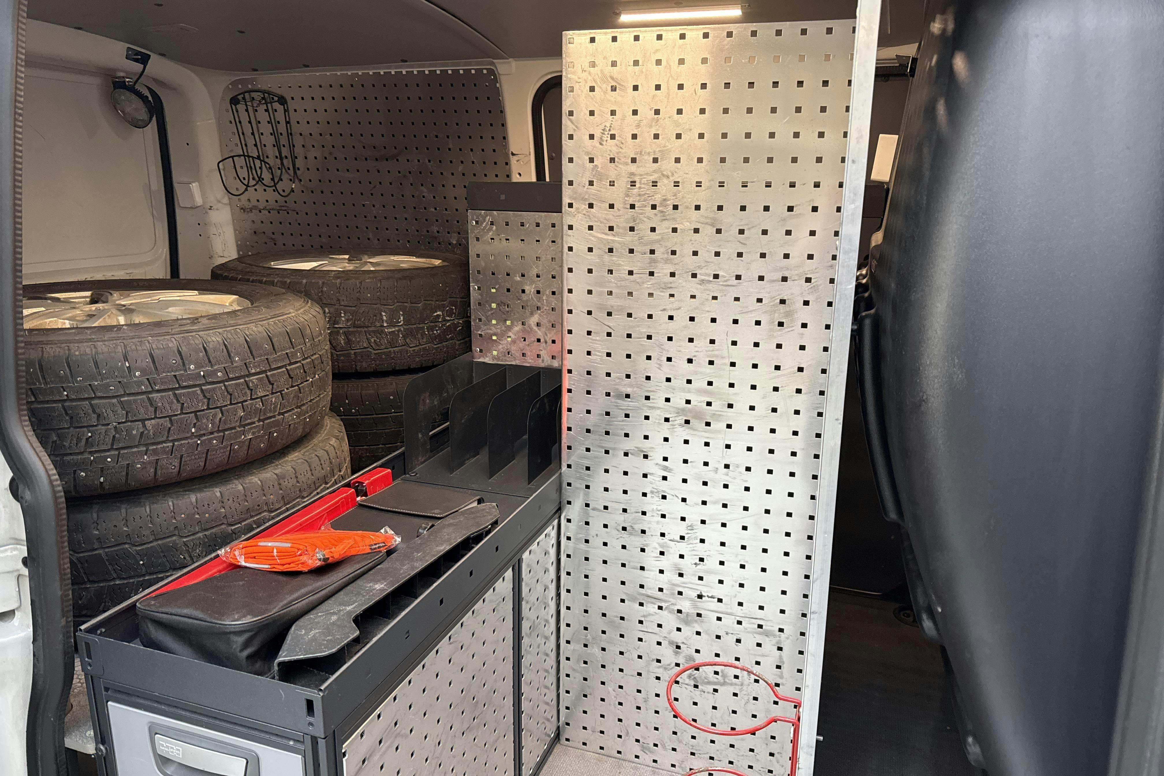Vehicle Image 7