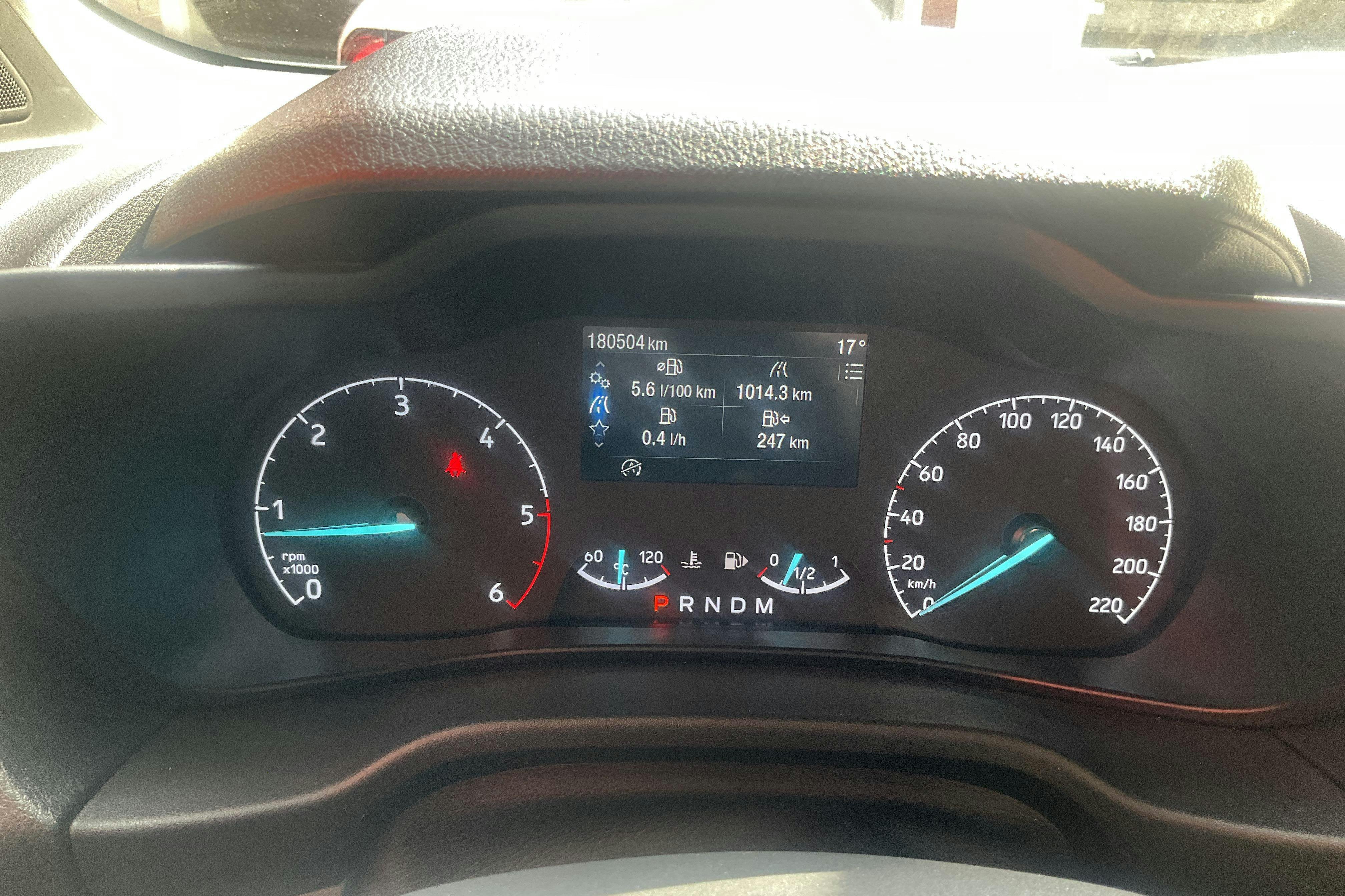 Vehicle Image 9