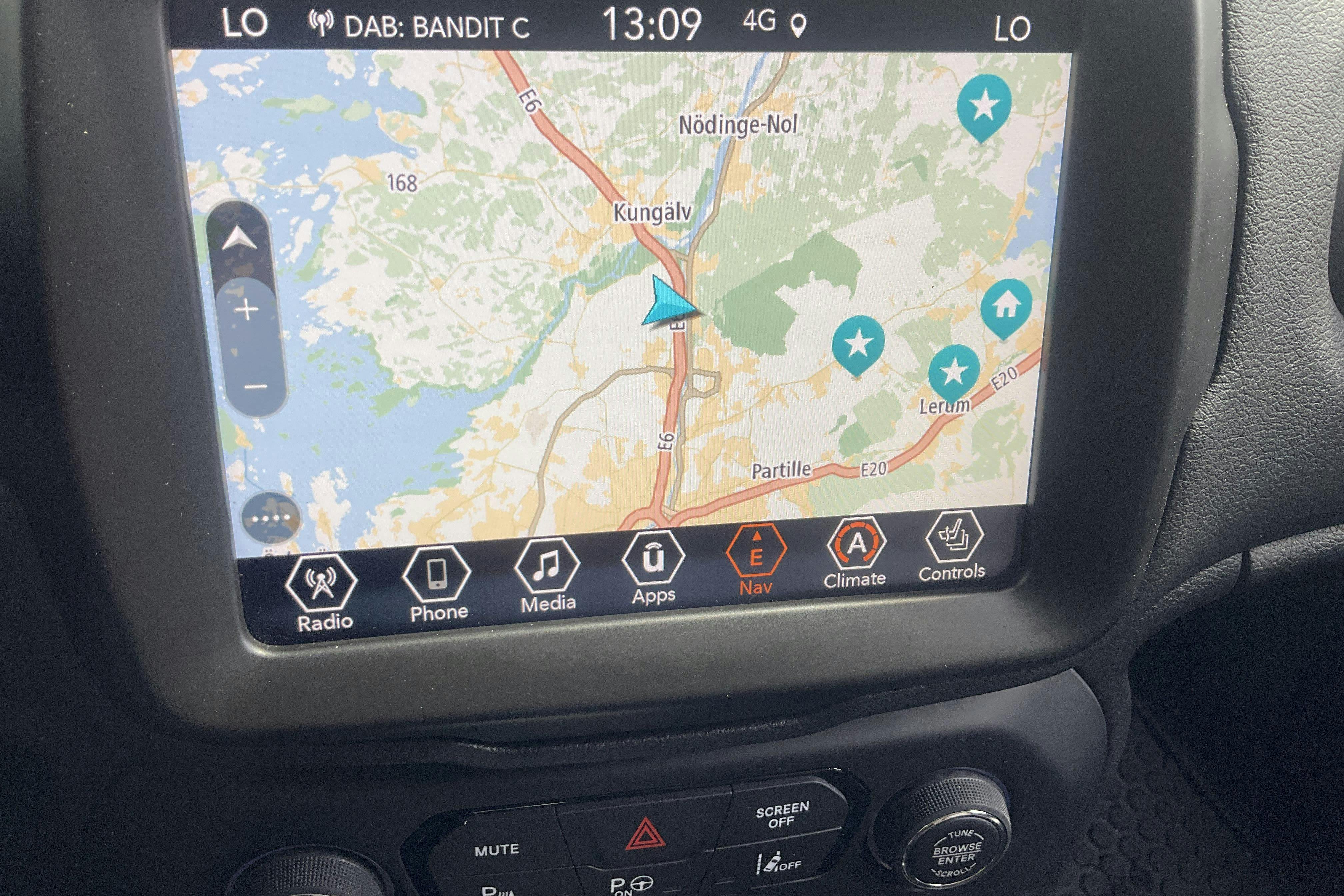 Vehicle Image 11