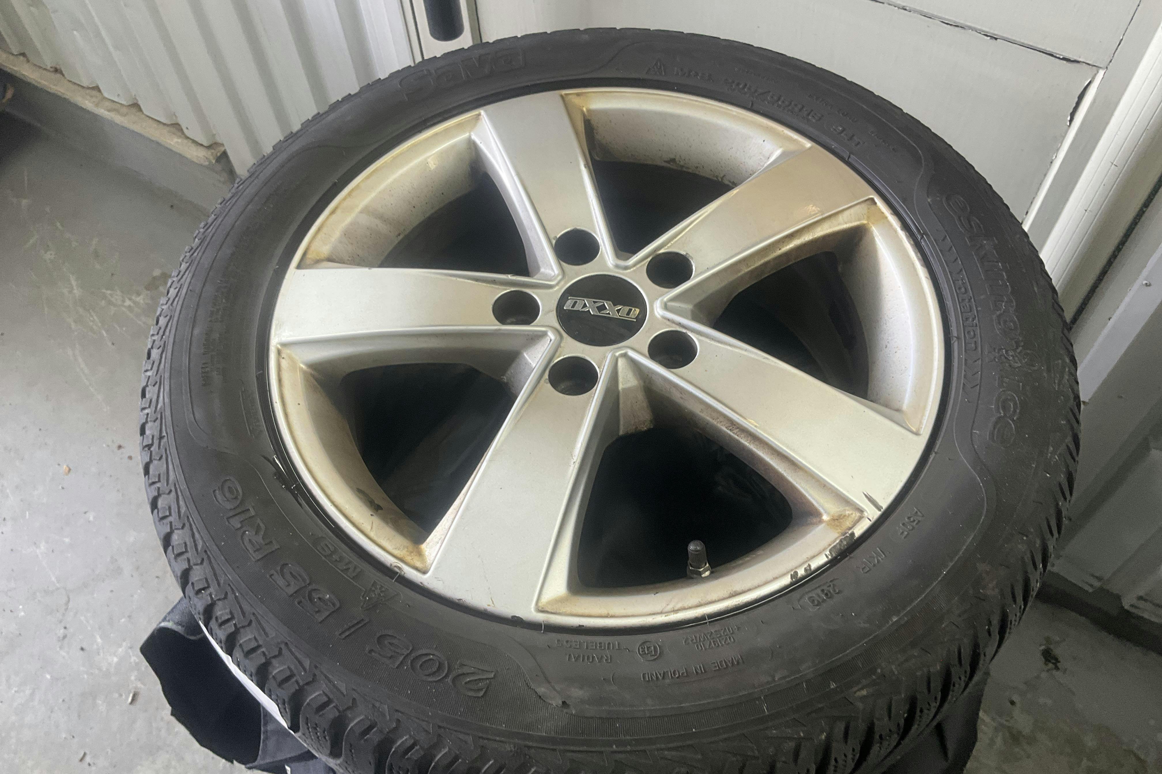 Vehicle Image 13