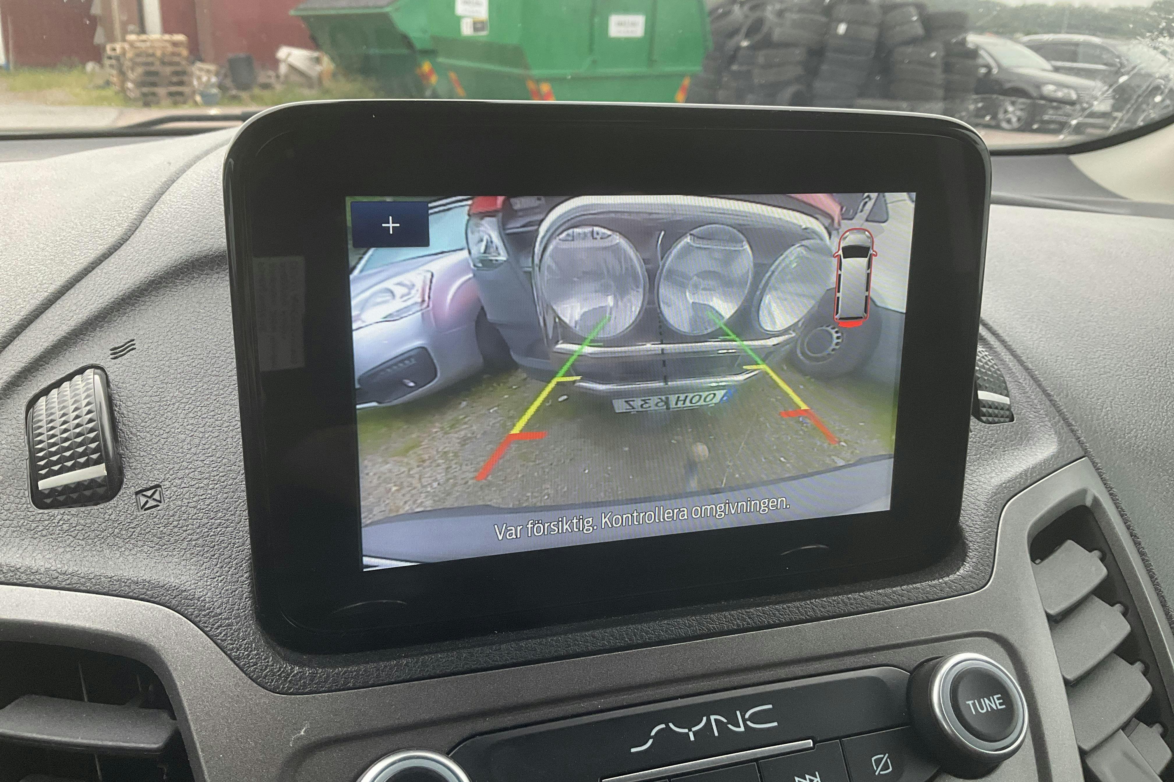 Vehicle Image 11