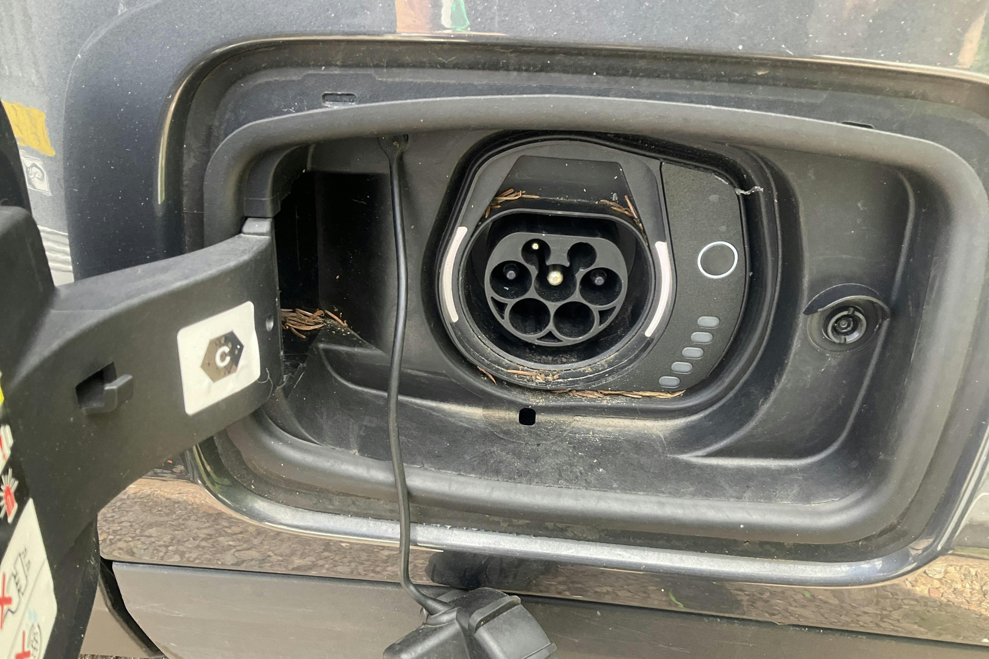 Vehicle Image 14
