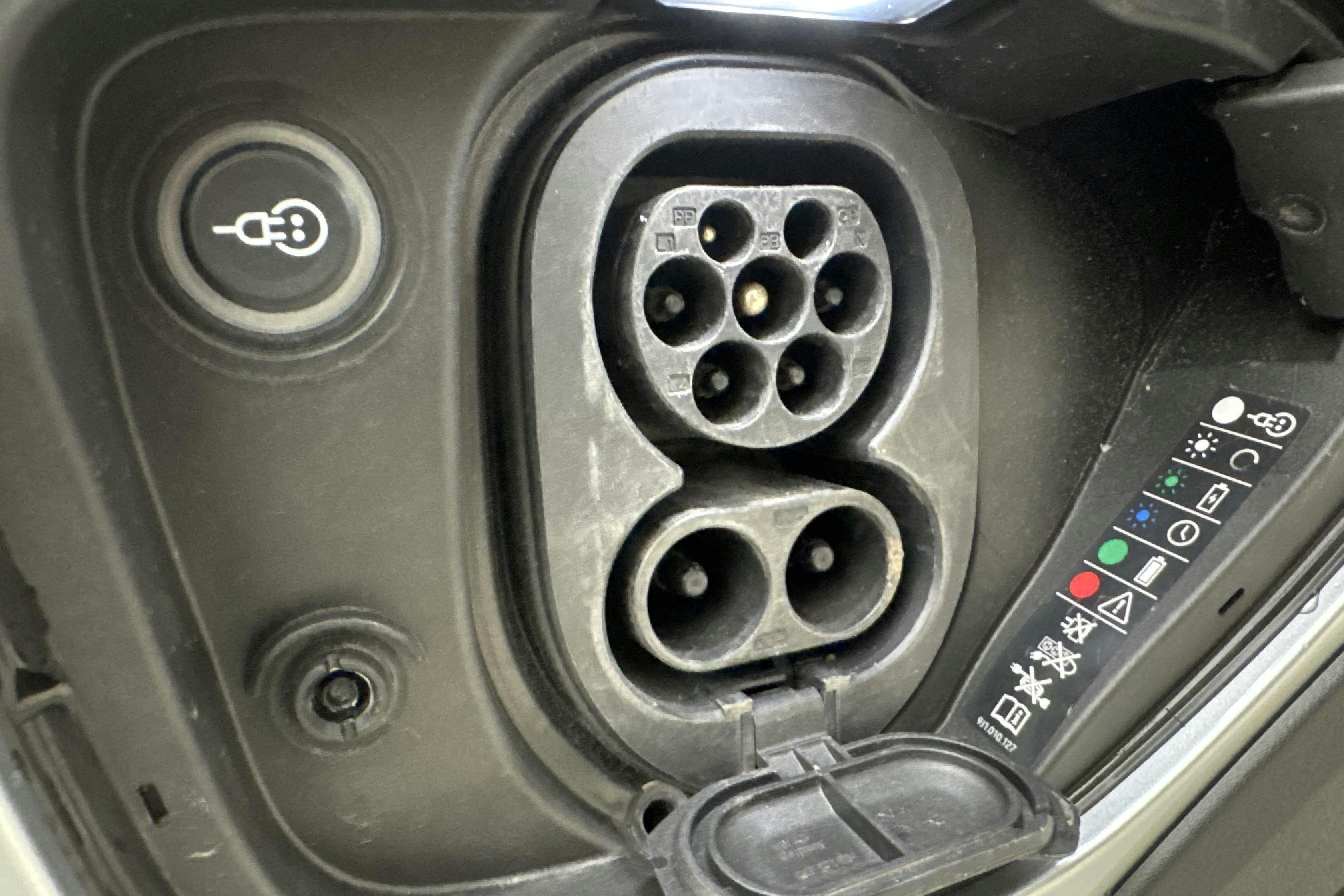Vehicle Image 20