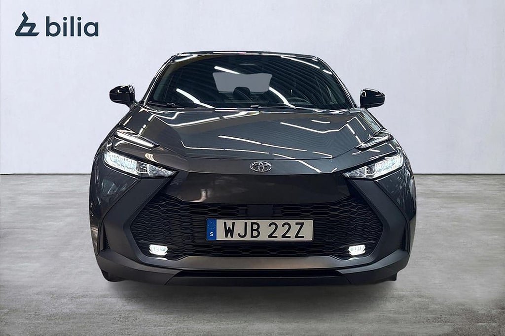 Vehicle Image 6
