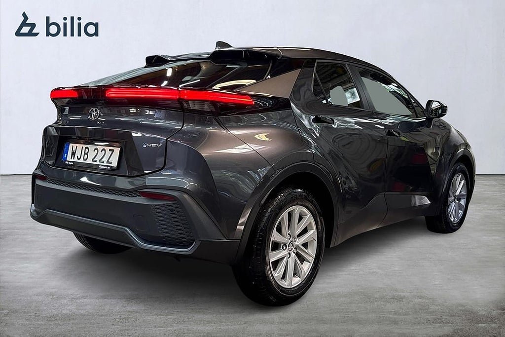 Vehicle Image 19