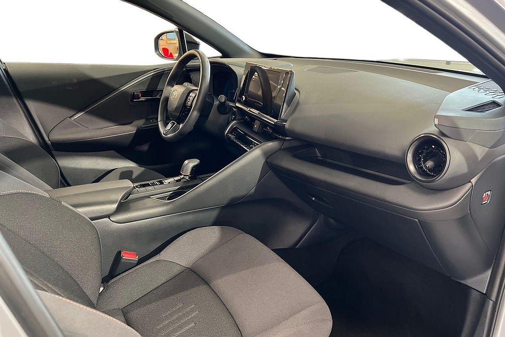 Vehicle Image 7