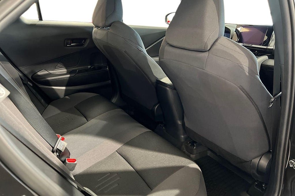 Vehicle Image 9