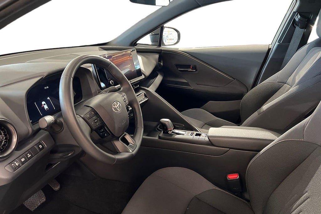 Vehicle Image 14