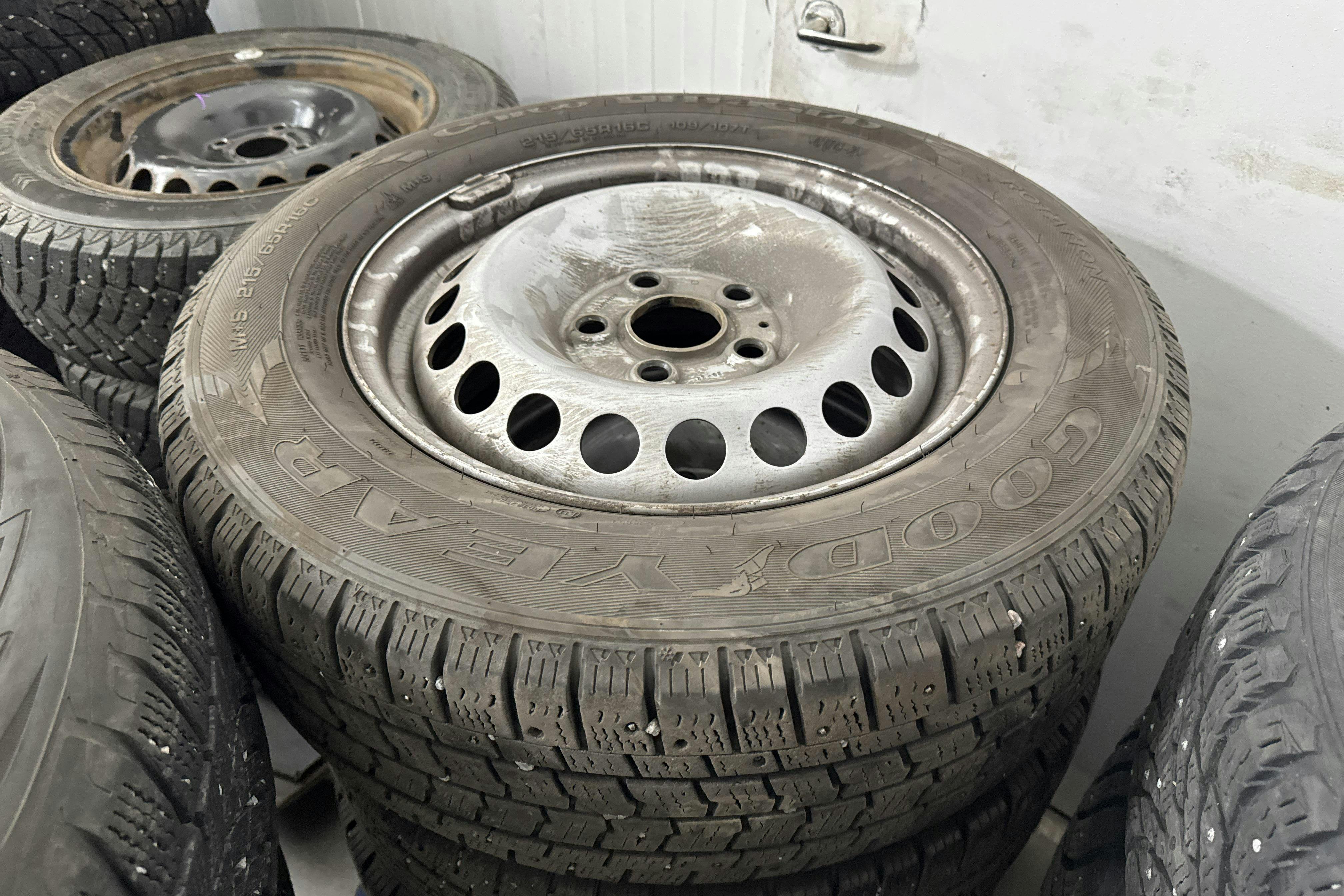 Vehicle Image 18