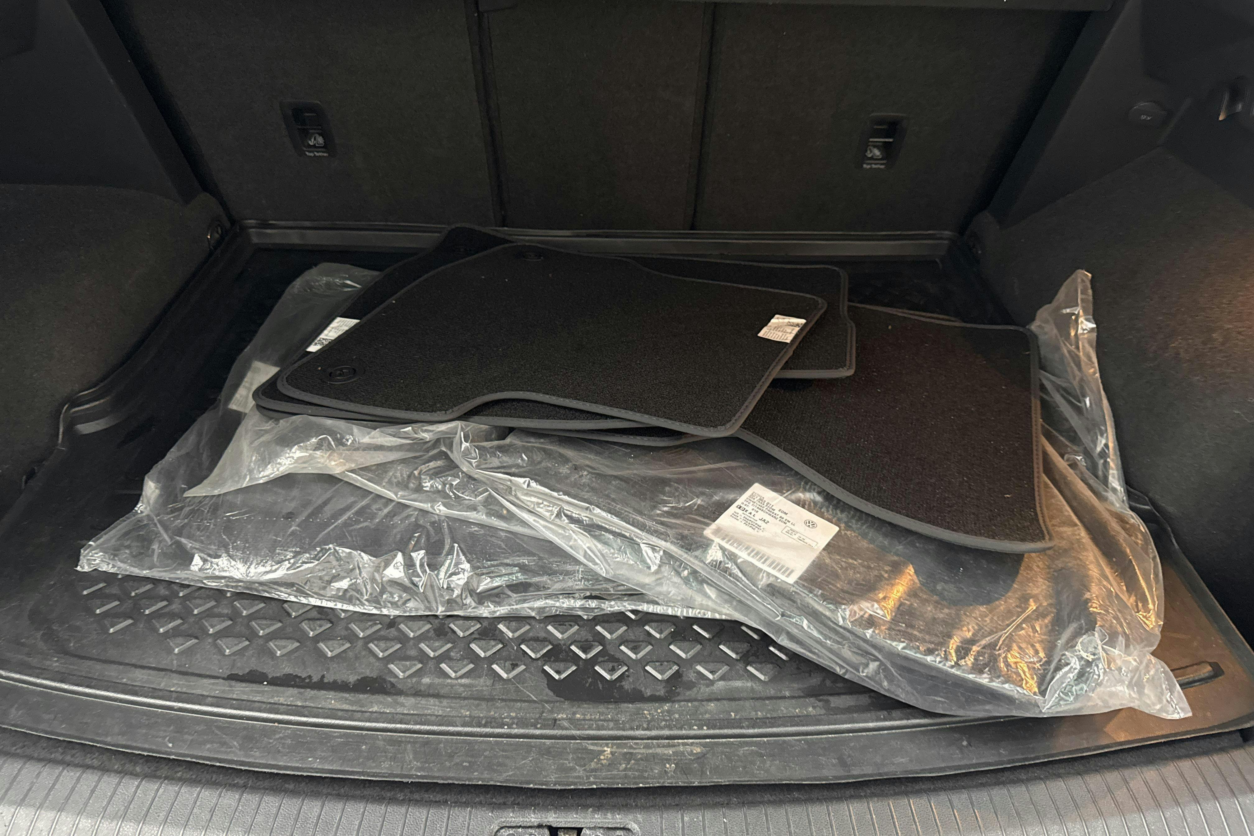 Vehicle Image 22