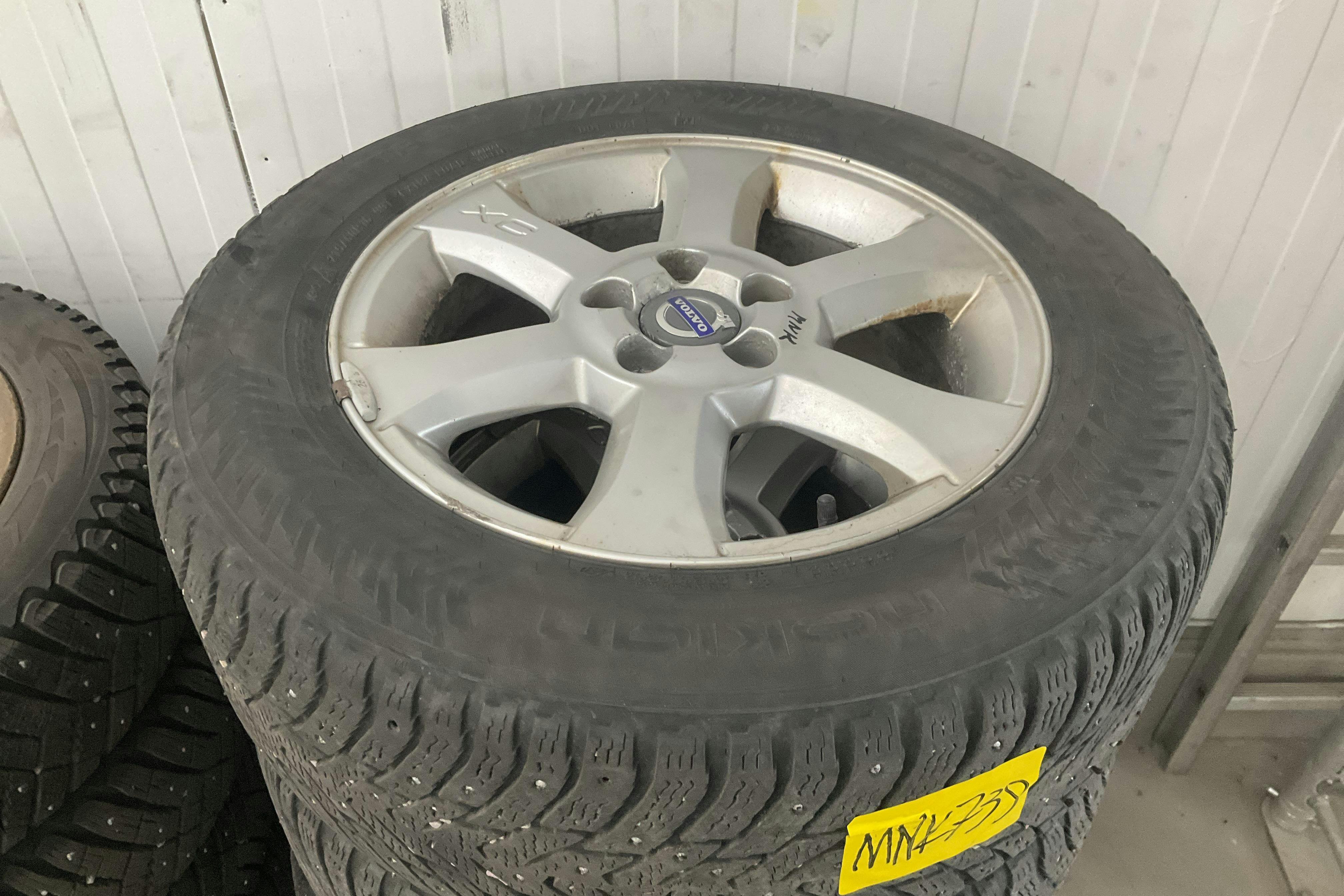 Vehicle Image 21