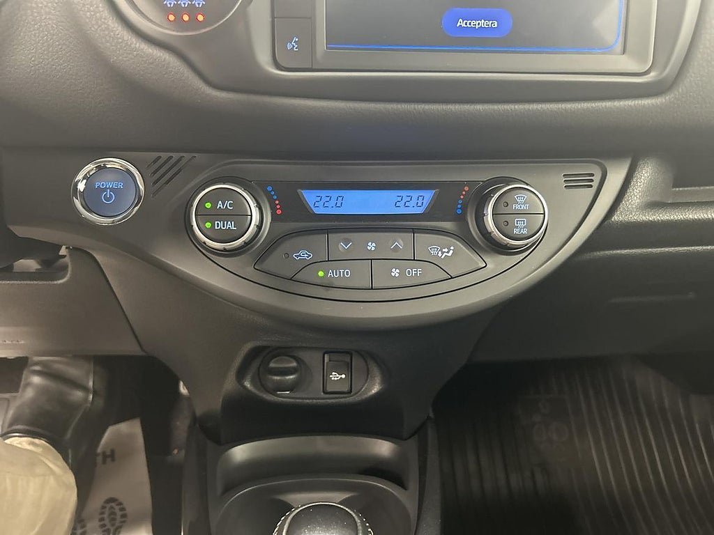 Vehicle Image 17
