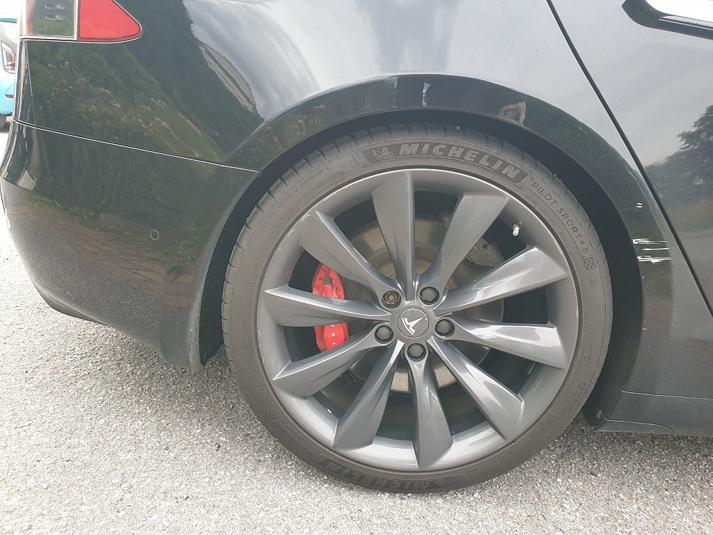 Vehicle Image 32