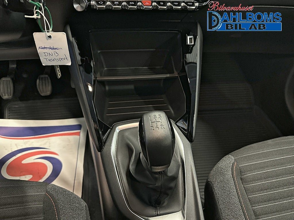 Vehicle Image 20
