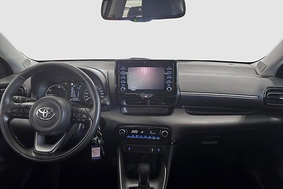 Vehicle Image 10