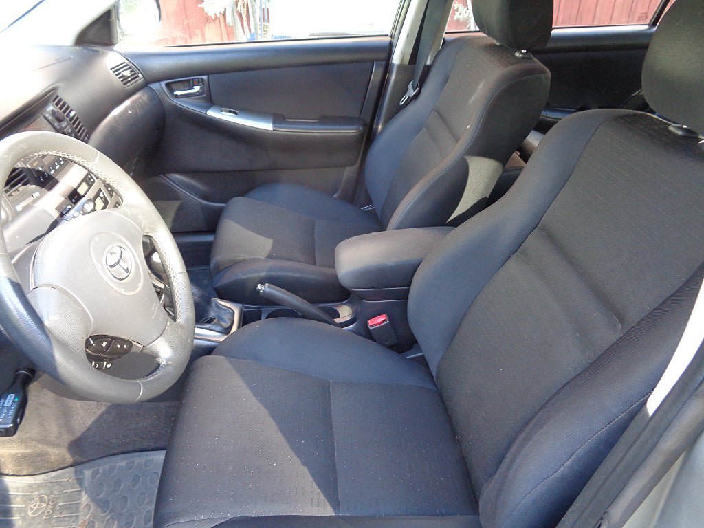 Vehicle Image 33