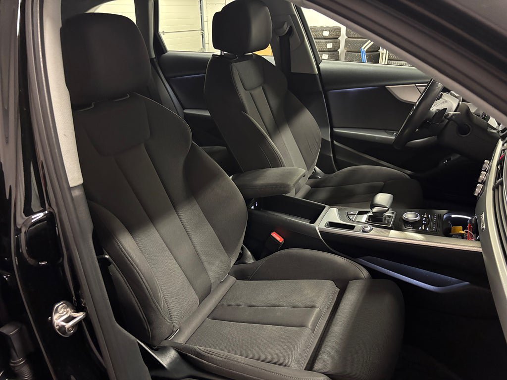 Vehicle Image 18