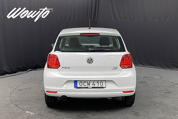 Vehicle Image 6