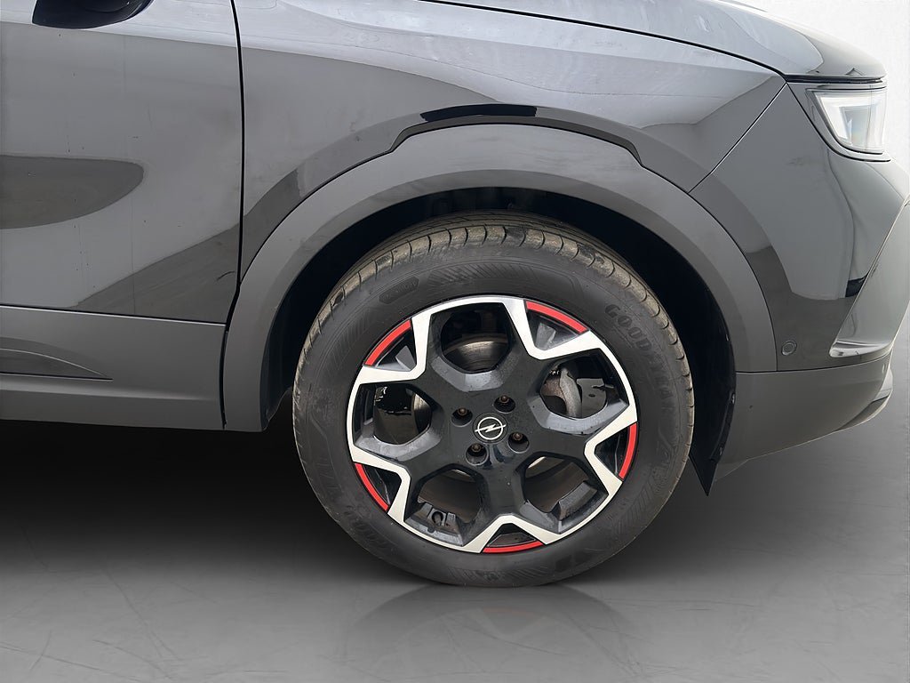 Vehicle Image 30