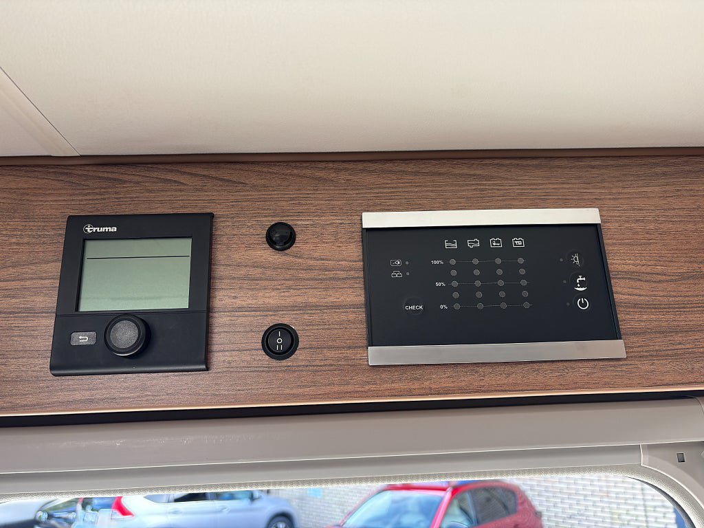 Vehicle Image 33